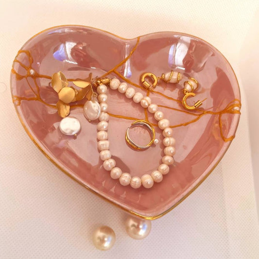 Jewelry Tray "Utsukushiku kowareta kokoro"  |  Beautifully broken heart